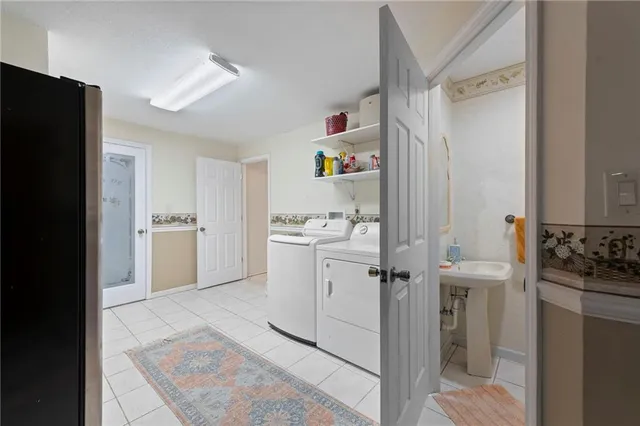 $1,050,000 | 9401 South Buckner Tarsney Road, Oak Grove, MO 64075