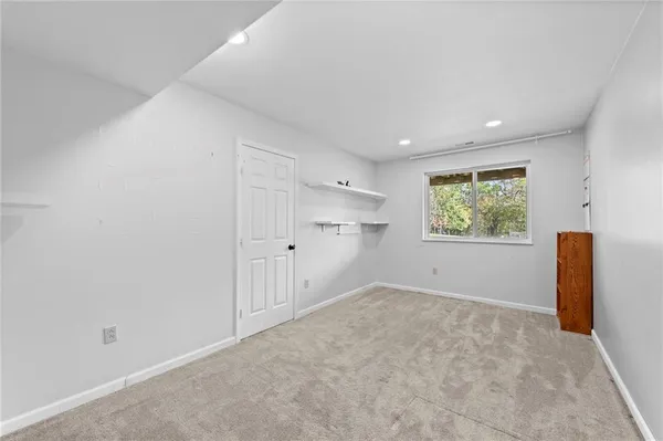 $1,050,000 | 9401 South Buckner Tarsney Road, Oak Grove, MO 64075
