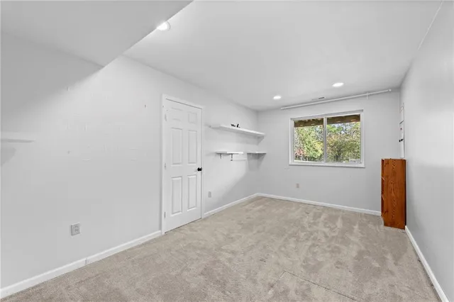 $1,050,000 | 9401 South Buckner Tarsney Road, Oak Grove, MO 64075