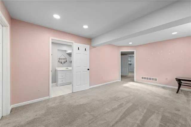 $1,050,000 | 9401 South Buckner Tarsney Road, Oak Grove, MO 64075