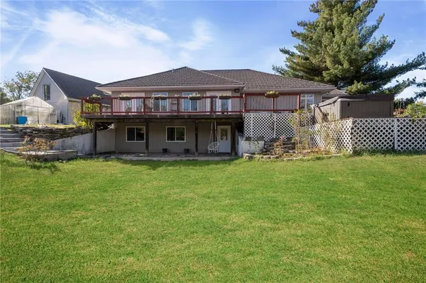 $1,050,000 | 9401 South Buckner Tarsney Road, Oak Grove, MO 64075