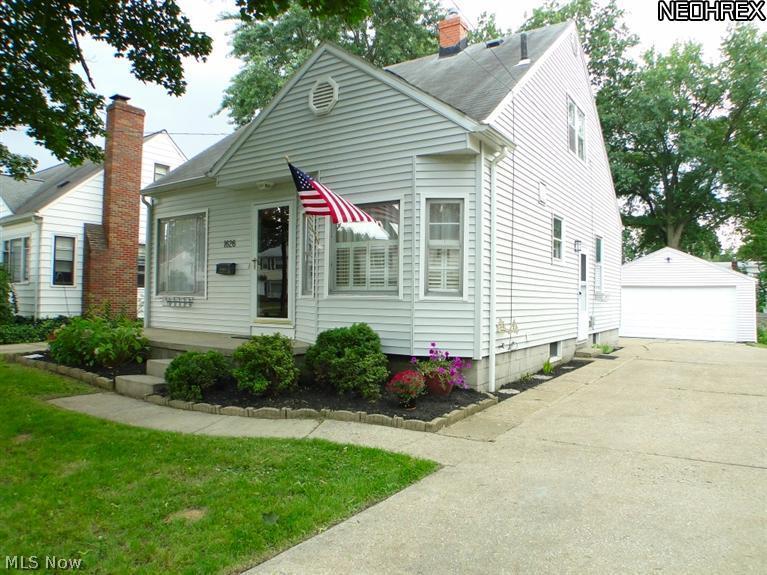 1626 Fairfax Road Akron, OH 44313 - Photo 8 of 25 Gallery Image 8