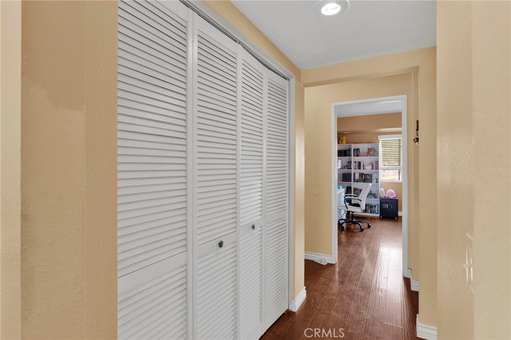 13194 Cardinal Road Victorville, CA 92392 - Photo 19 of 64