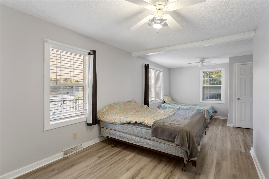106 Holt Drive Iva, SC 29655 - Photo 7 of 46