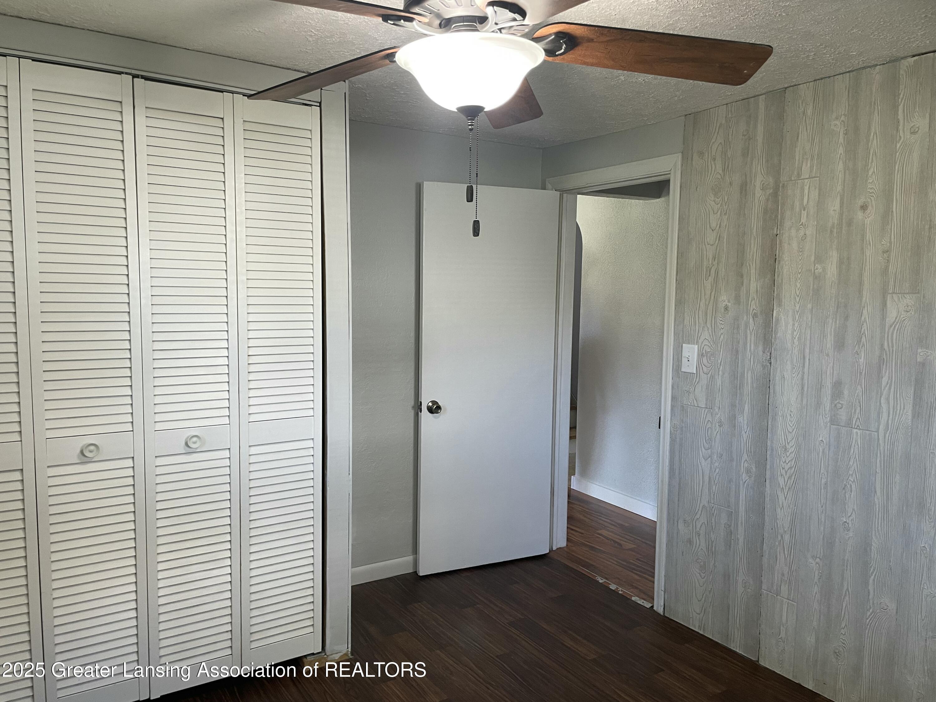 15792 Turner Road Lansing, MI 48906 - Photo 11 of 56 IMG_8226
