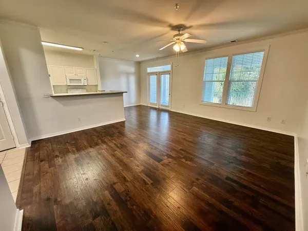 $2,200 | 130 River Landing Drive, Unit 1203, Charleston, SC 29492