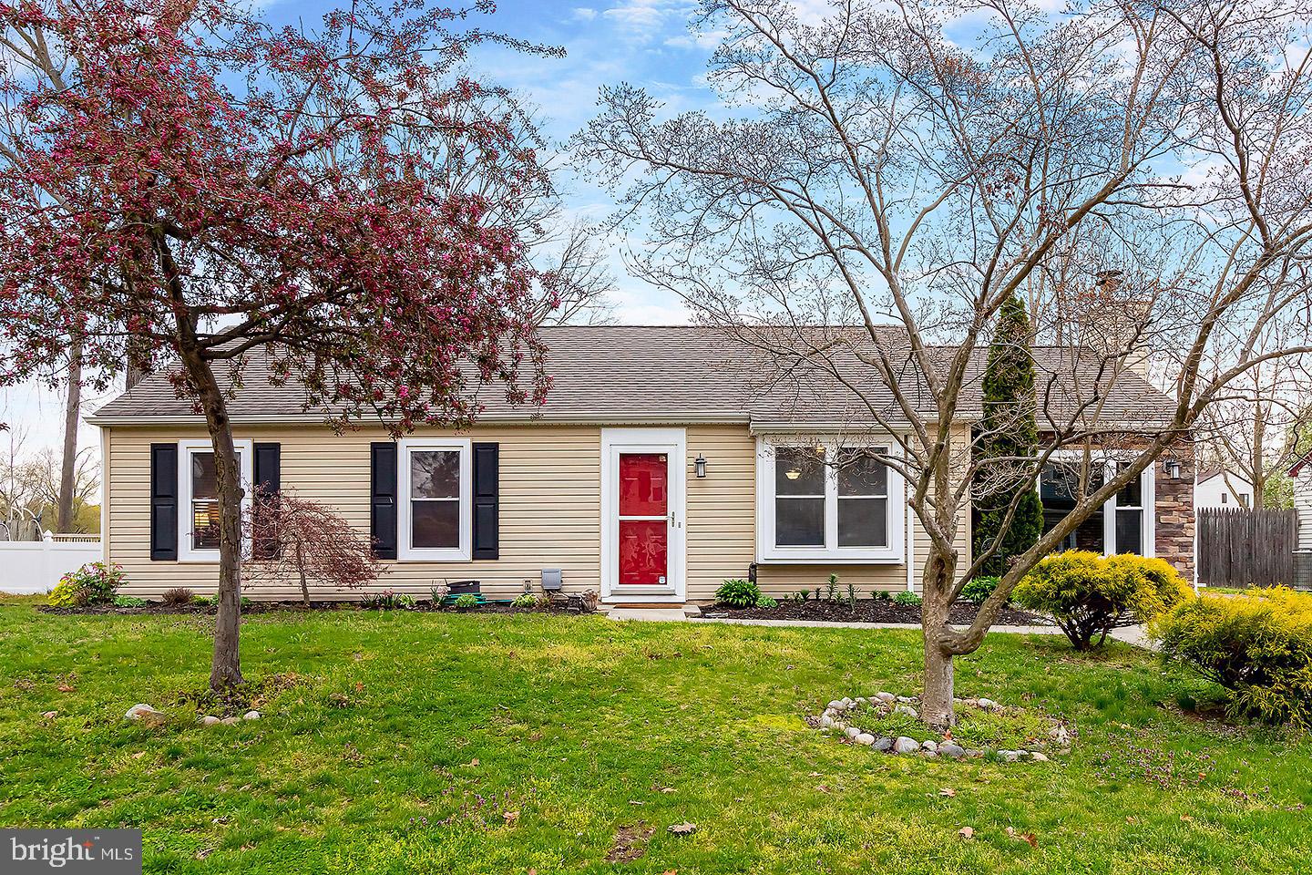 1020 South Beecham Road Williamstown, NJ 08094 - Photo 2 of 18
