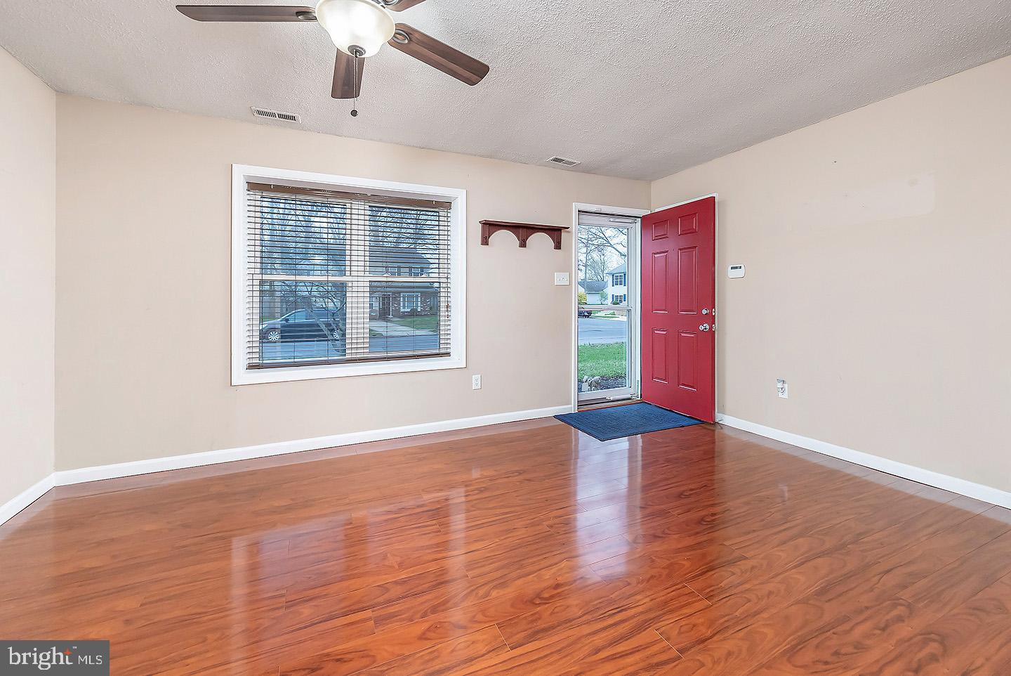 1020 South Beecham Road Williamstown, NJ 08094 - Photo 3 of 18
