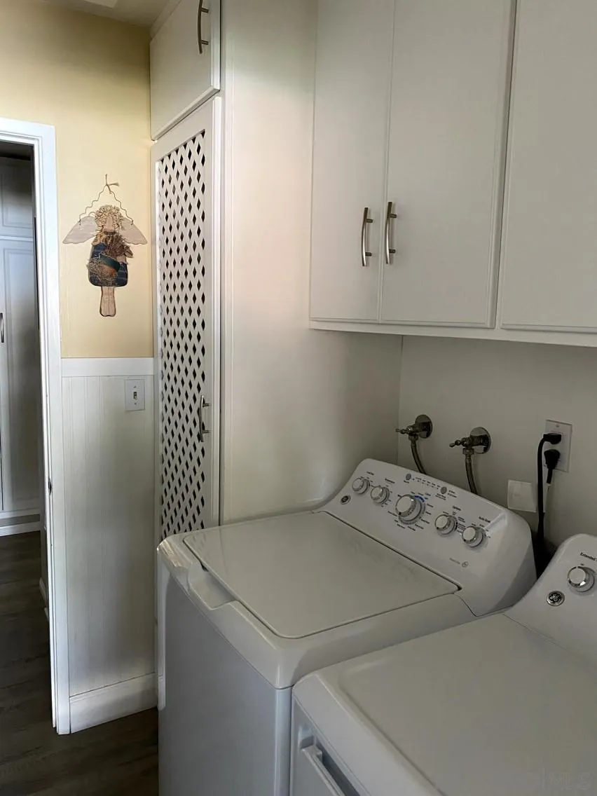 10835 Singletree Lane Spring Valley, CA 91978 - Photo 23 of 31 a utility room with dryer and washer