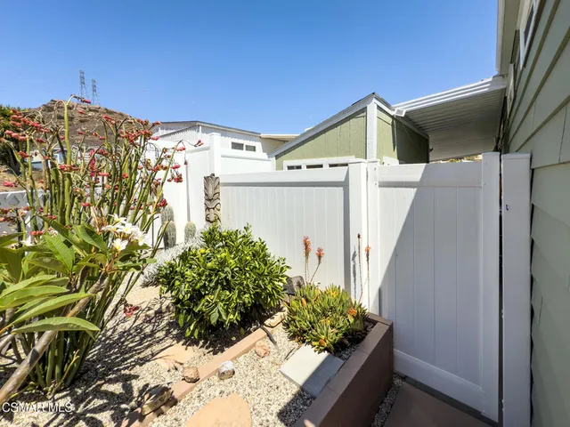 $389,000 | 272 Monte Vista, Newbury Park, CA 91320