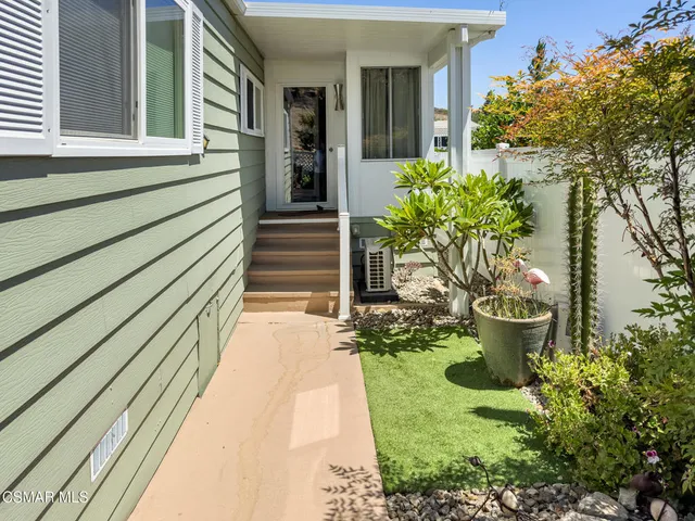 $389,000 | 272 Monte Vista, Newbury Park, CA 91320