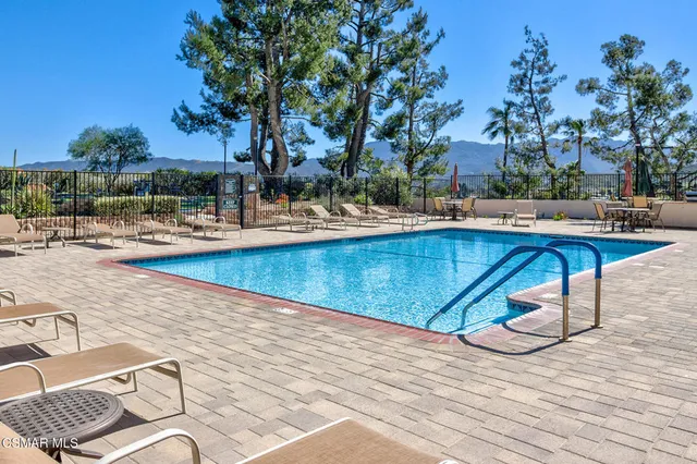 $389,000 | 272 Monte Vista, Newbury Park, CA 91320