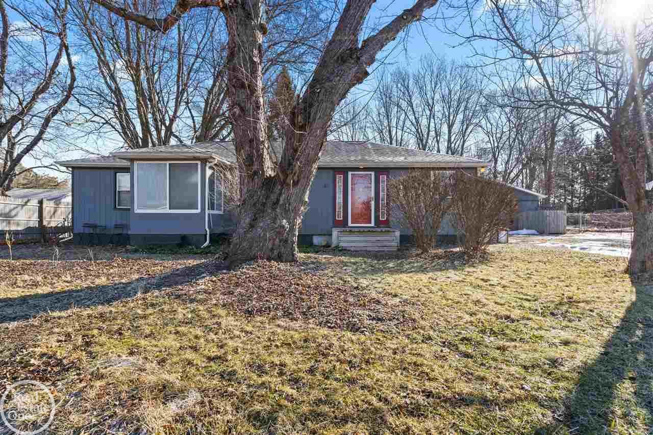 2060 Michigan Road Port Huron, MI 48060 - Photo 1 of 22 50067223.JPG
