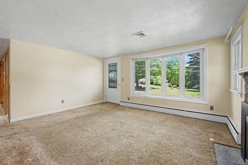 360 South Main Street Bellingham, MA 02019 - Photo 6 of 40