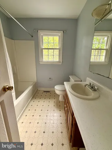 $2,350 | 1 North Place, Newark, DE 19711