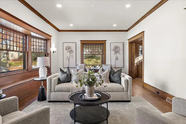 $899,900 | 415 Prospect Avenue Southeast, Grand Rapids, MI 49503