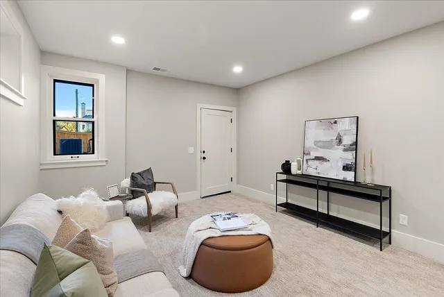 $899,900 | 415 Prospect Avenue Southeast, Grand Rapids, MI 49503