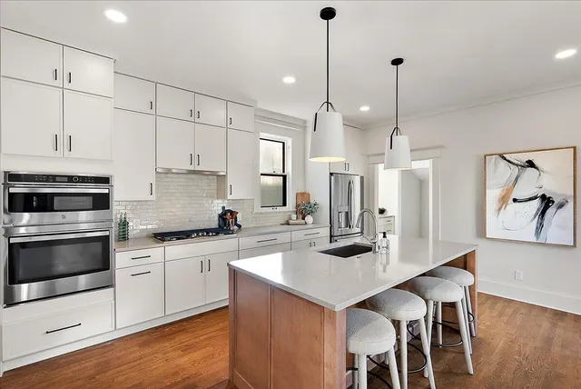 $899,900 | 415 Prospect Avenue Southeast, Grand Rapids, MI 49503