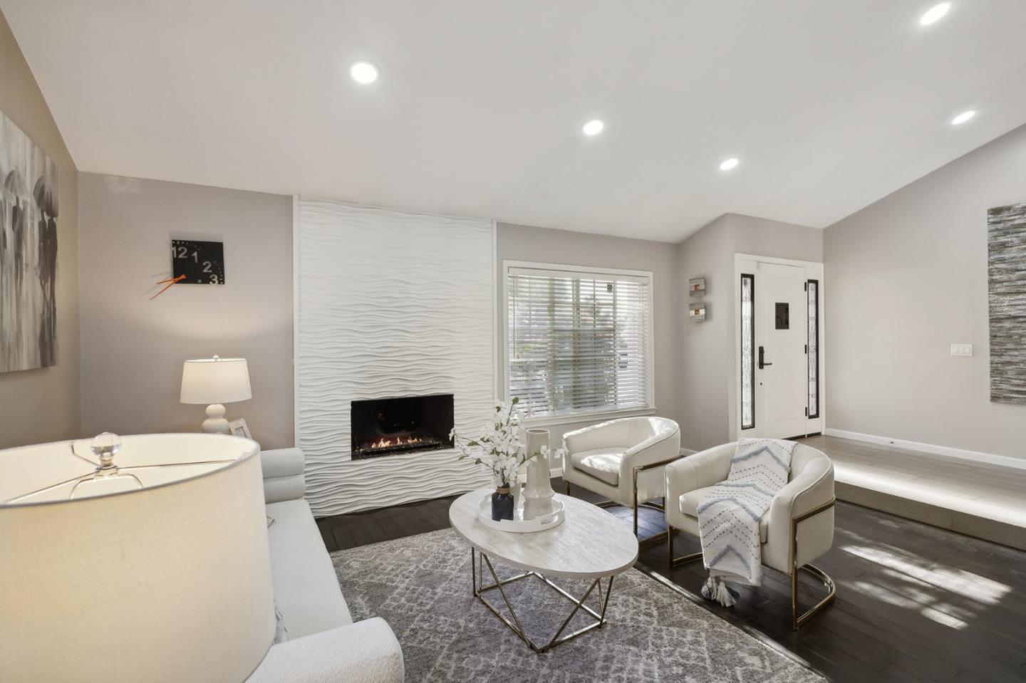 201 Prague Drive San Jose, CA 95119 - Photo 13 of 77