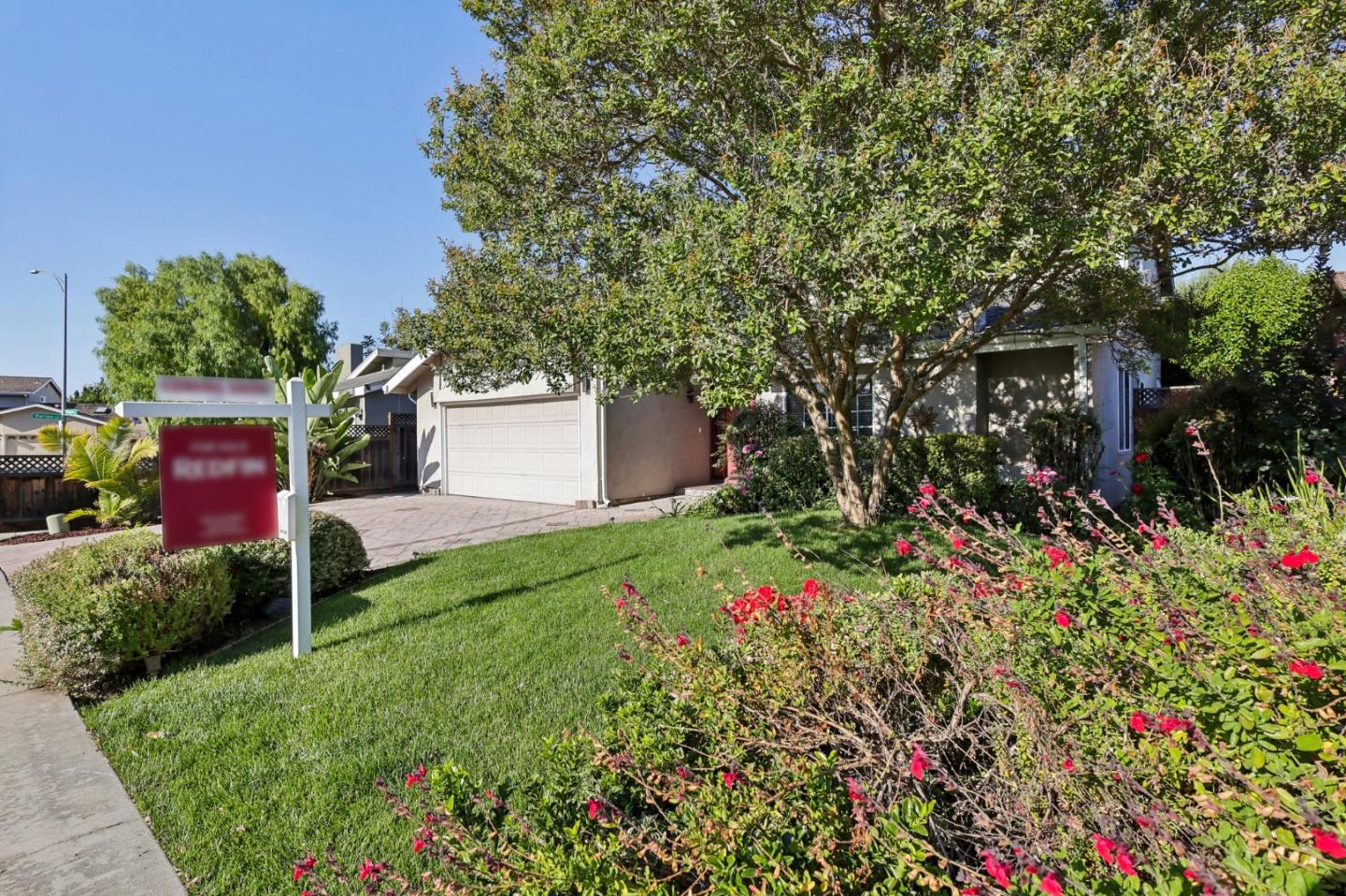 201 Prague Drive San Jose, CA 95119 - Photo 3 of 77