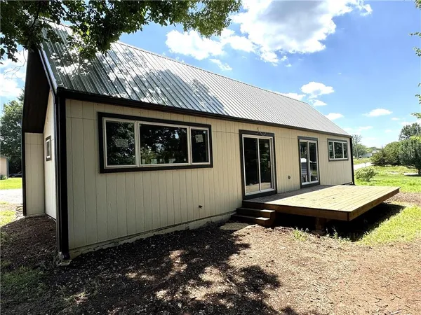 $149,900 | 258 South Linn Valley Drive, Linn Valley, KS 66040