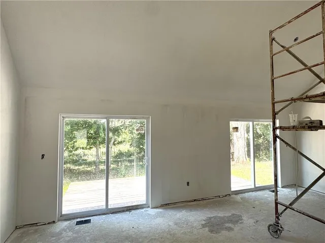 $149,900 | 258 South Linn Valley Drive, Linn Valley, KS 66040