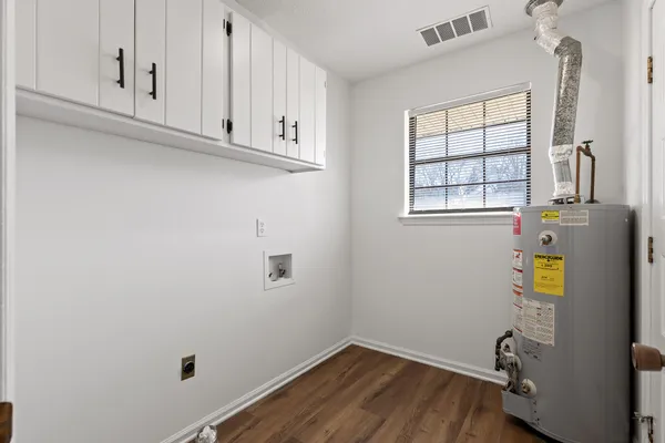 $1,495 | 2612 Hickory Valley Road, Unit B, Chattanooga, TN 37421