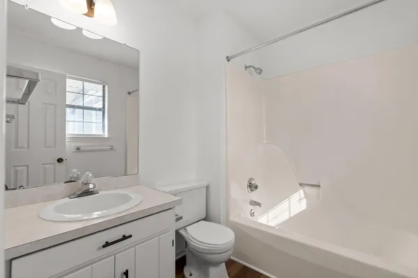 $1,495 | 2612 Hickory Valley Road, Unit B, Chattanooga, TN 37421