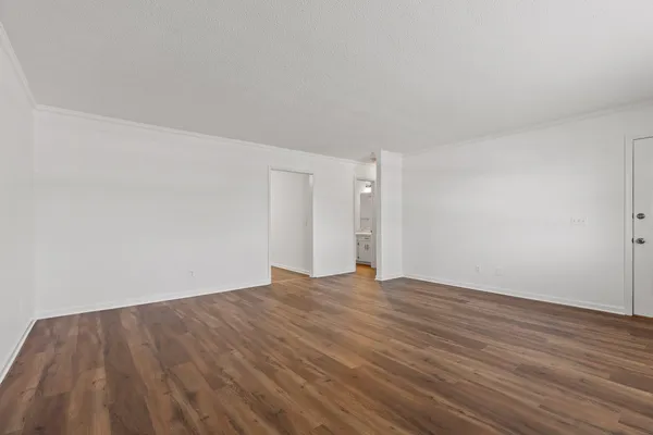 $1,495 | 2612 Hickory Valley Road, Unit B, Chattanooga, TN 37421