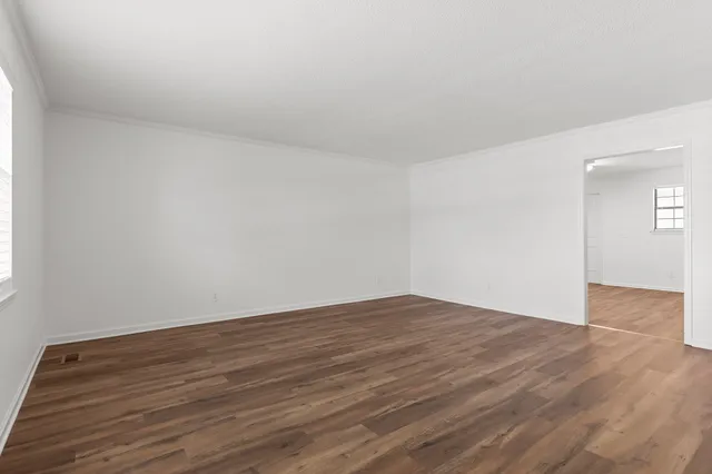 $1,595 | 2612 Hickory Valley Road, Unit B, Chattanooga, TN 37421