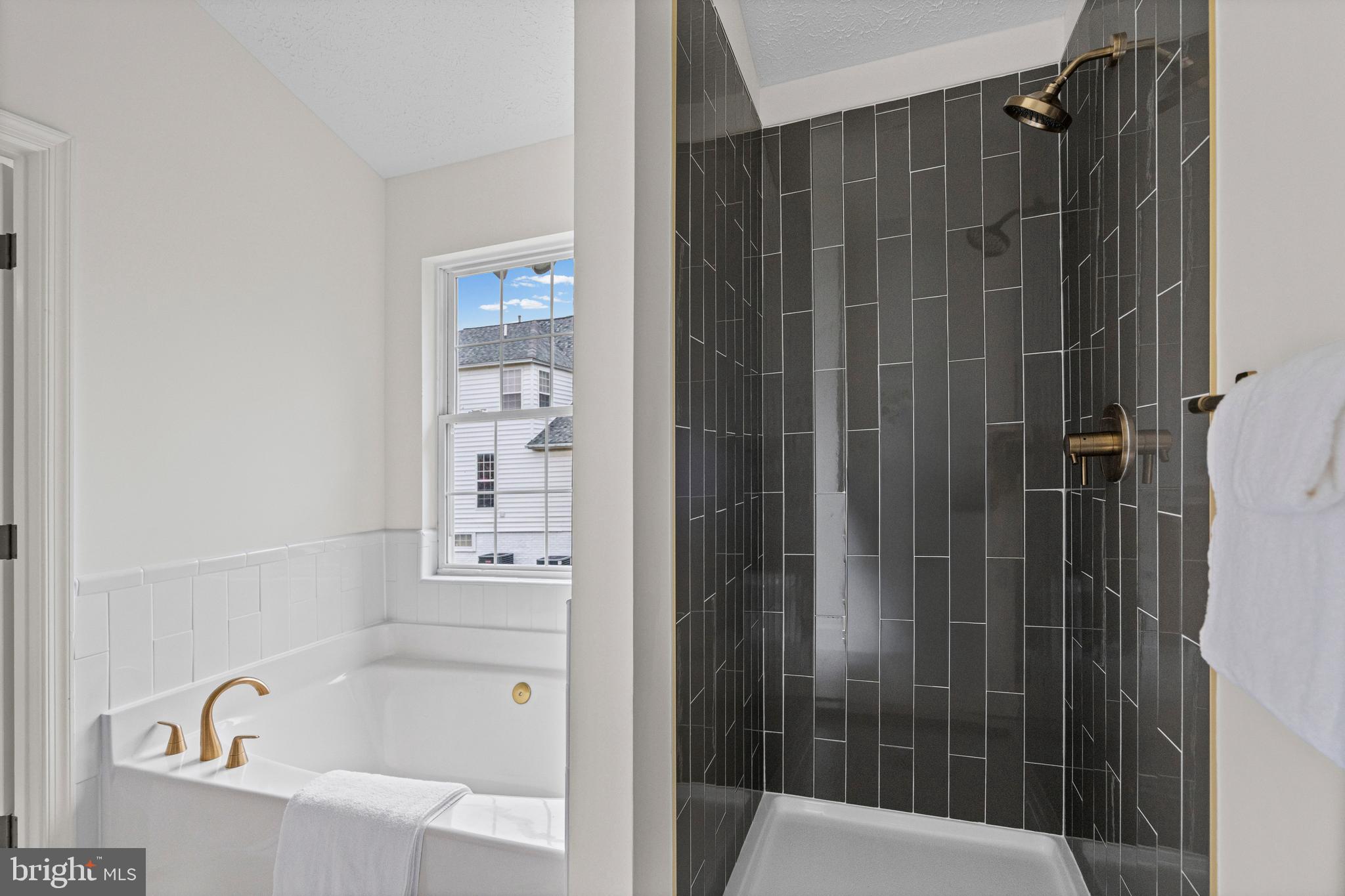 1018 Meadow Glen Road Middle River, MD 21220 - Photo 21 of 41