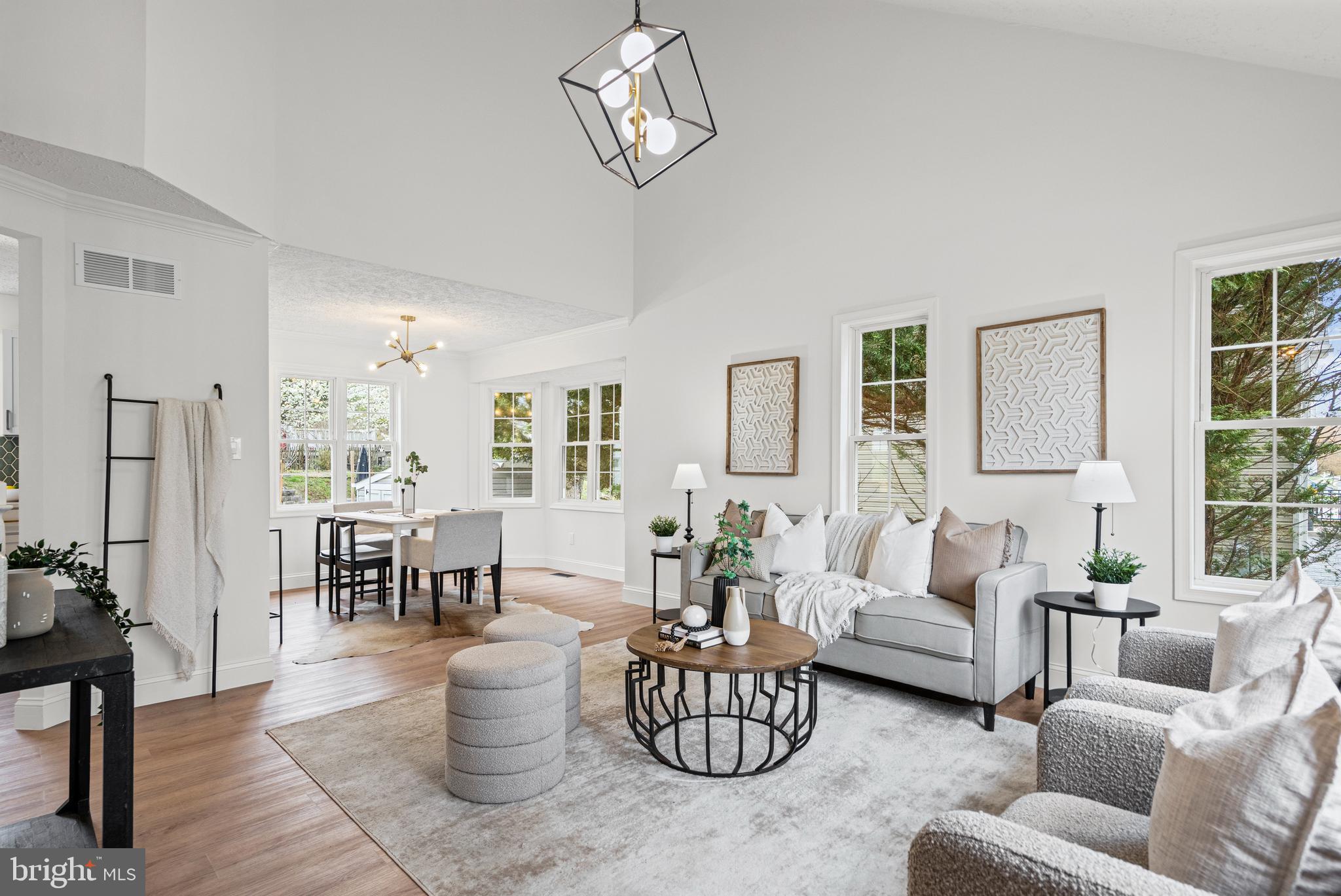 1018 Meadow Glen Road Middle River, MD 21220 - Photo 5 of 41