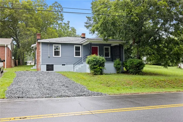 $165,000 | 905 East South 2nd Street, Seneca, SC 29678