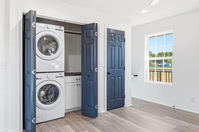a view of washer and dryer in a utility room
