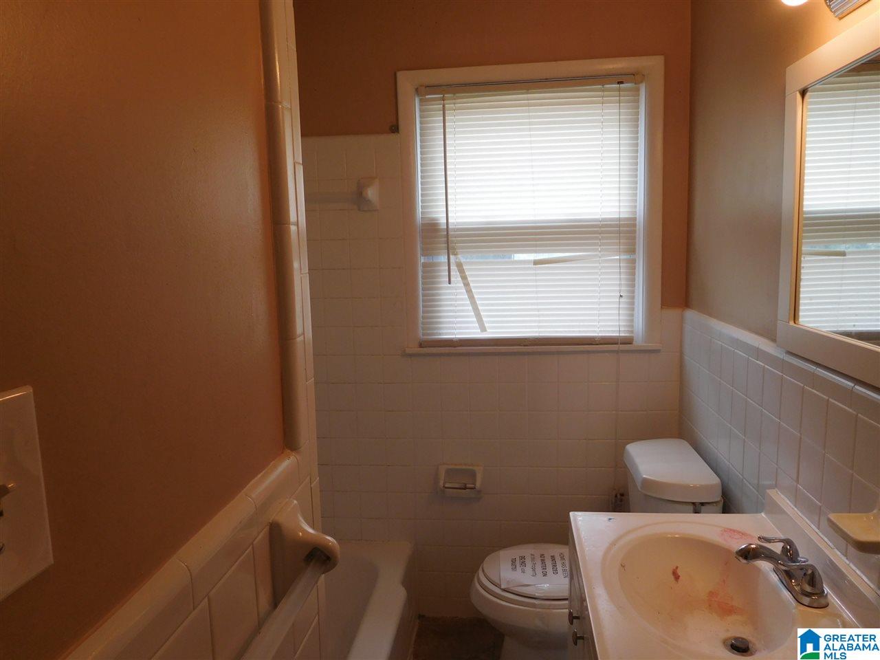 604 Ave J Bessemer, AL 35020 - Photo 23 of 30