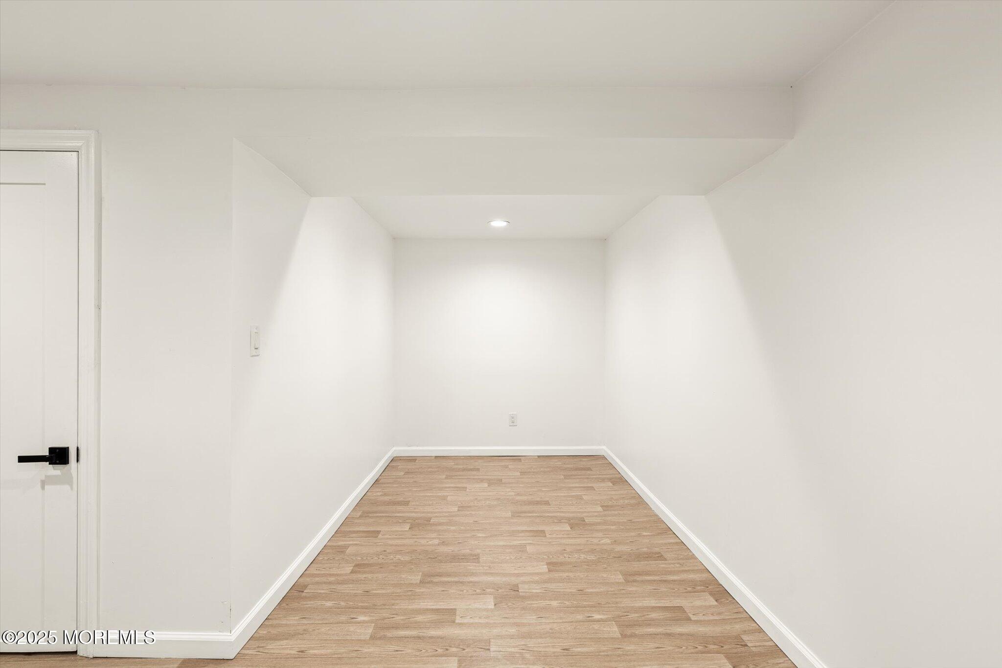 35 Waldron Road Allentown, NJ 08501 - Photo 31 of 39 a view of a room