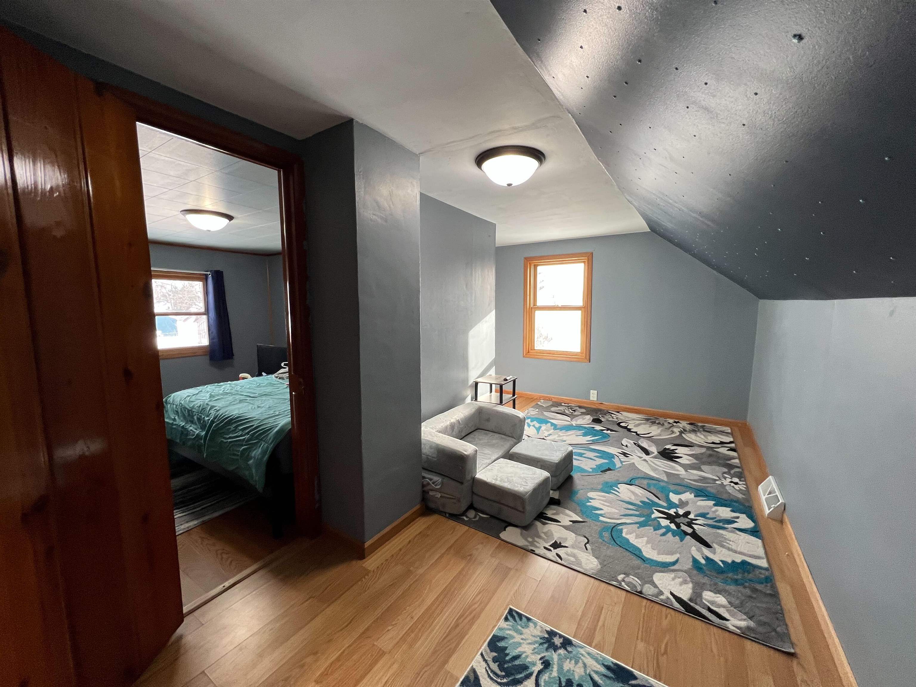 511 3rd Street Northeast Chisholm, MN 55719 - Photo 14 of 25