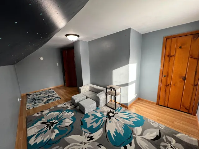 $125,000 | 511 3rd Street Northeast, Chisholm, MN 55719