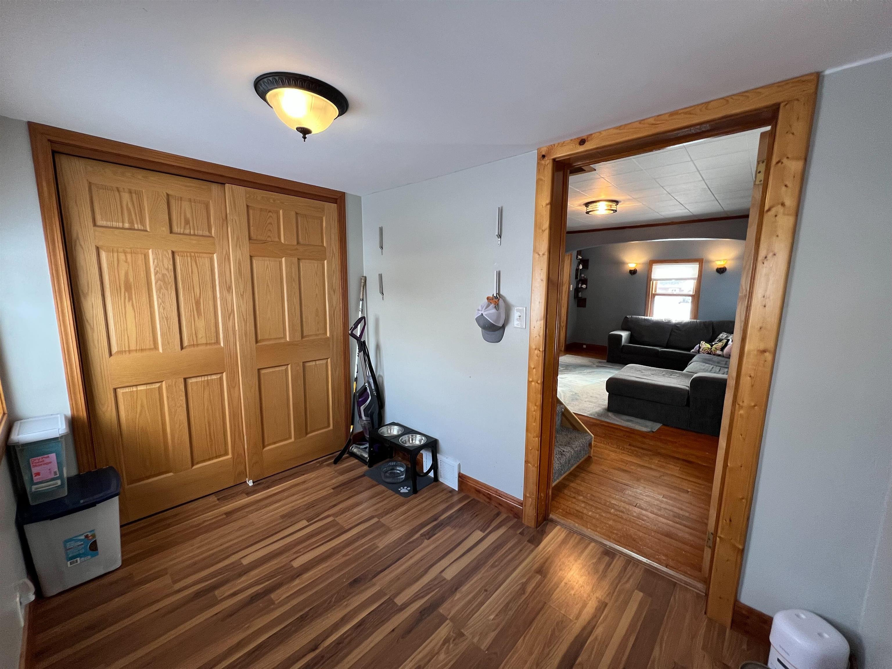 511 3rd Street Northeast Chisholm, MN 55719 - Photo 3 of 25