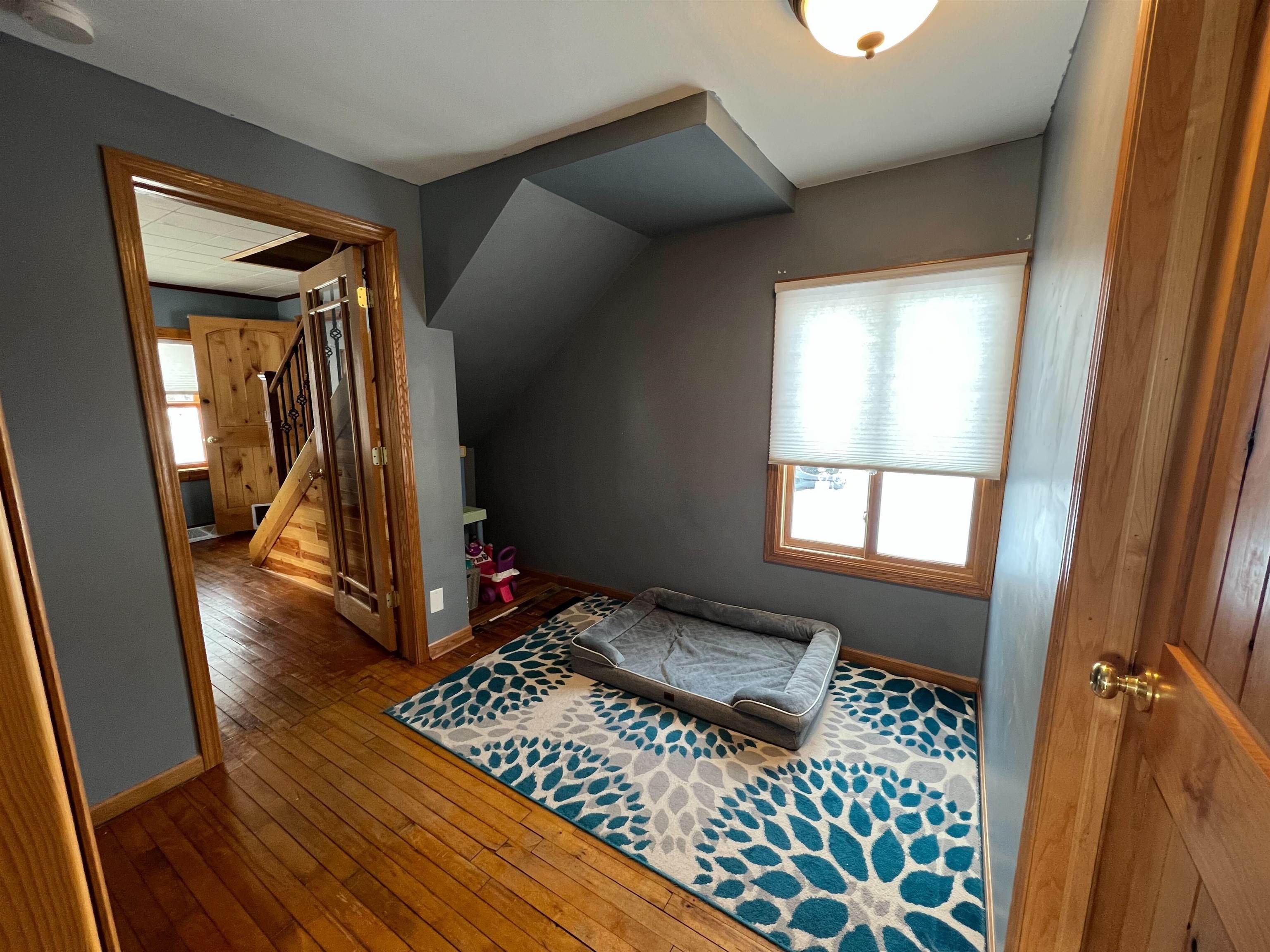 511 3rd Street Northeast Chisholm, MN 55719 - Photo 10 of 25