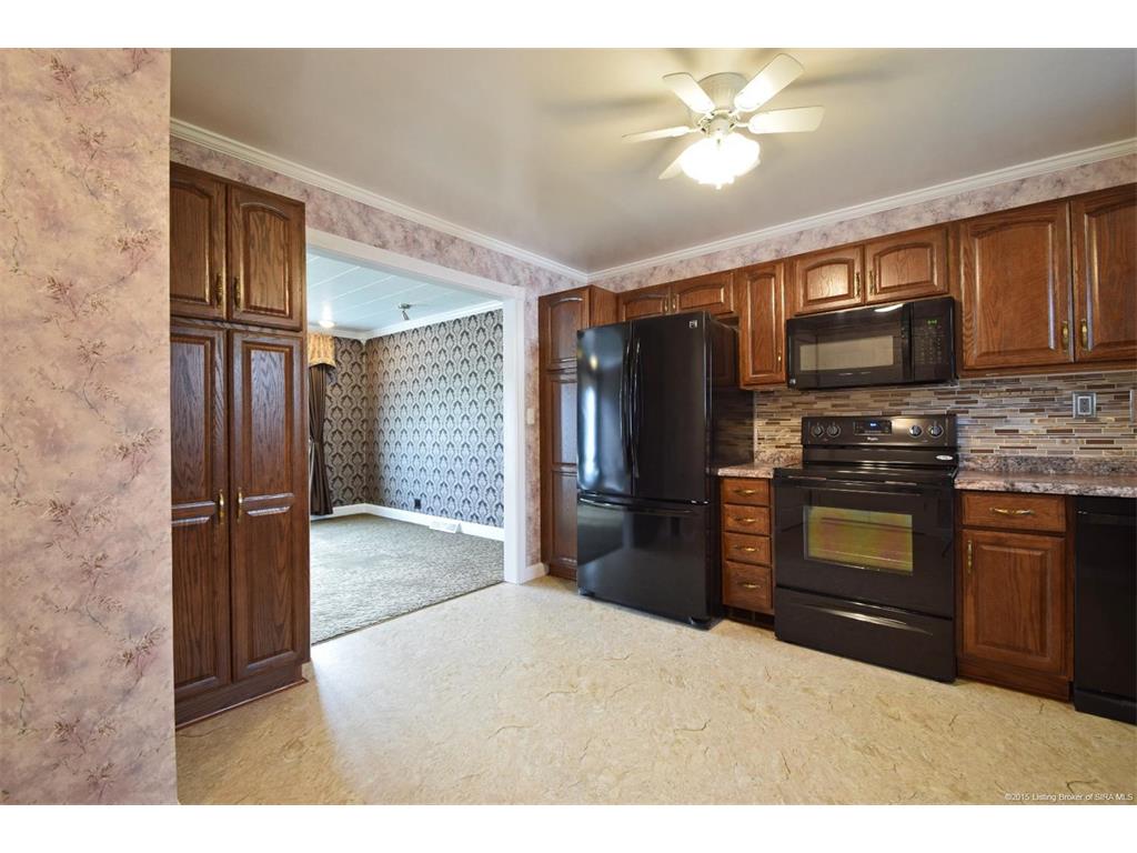 1233 Slate Run Road New Albany, IN 47150 - Photo 20 of 36 Gallery Image 20
