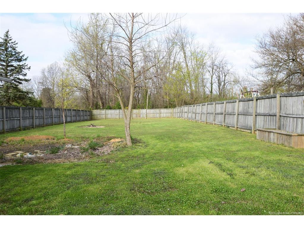 1233 Slate Run Road New Albany, IN 47150 - Photo 6 of 36 Gallery Image 6