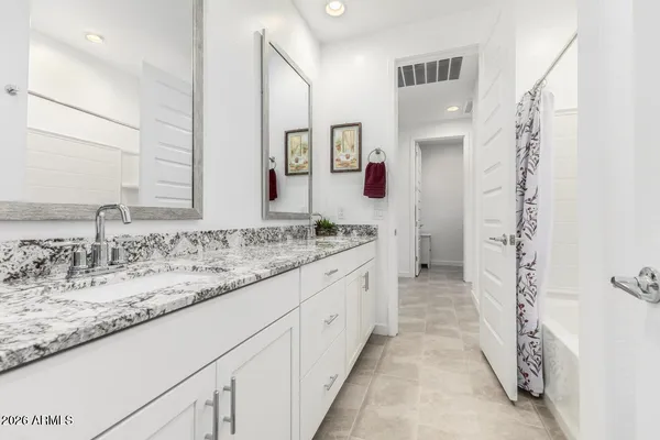 $2,450 | 17016 West Royal Palm Road, Waddell, AZ 85355