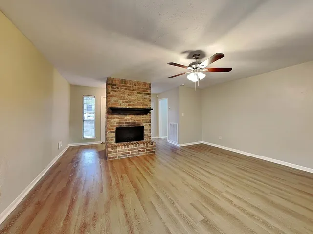 $1,830 | 743 South Iowa Avenue, League City, TX 77573