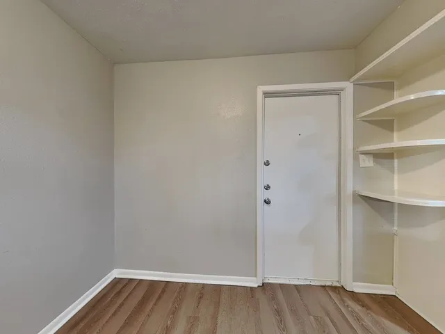 $1,830 | 743 South Iowa Avenue, League City, TX 77573