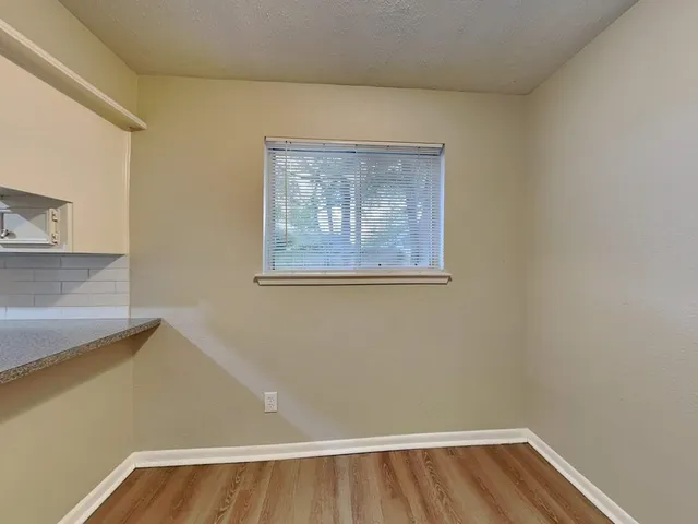 $1,830 | 743 South Iowa Avenue, League City, TX 77573