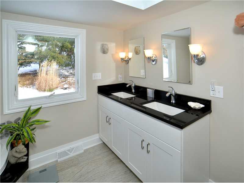 1031 Watt Road Apollo, PA 15613 - Photo 23 of 24 Full Bath.