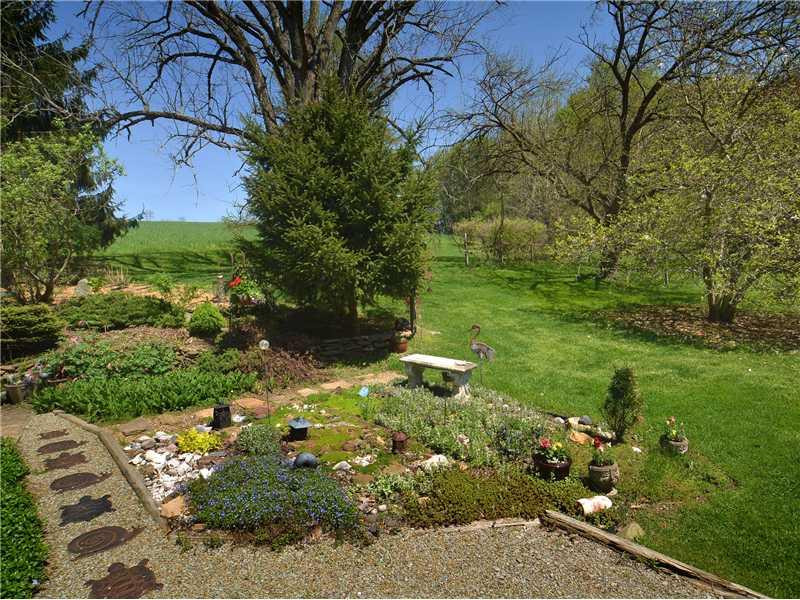 1031 Watt Road Apollo, PA 15613 - Photo 10 of 24 View.