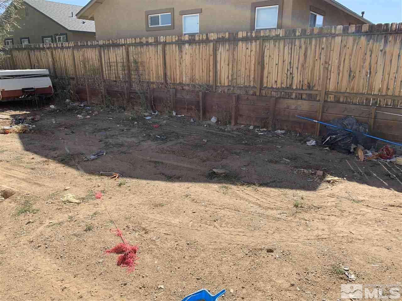 5421 West Ranger Road Reno, NV 89506 - Photo 2 of 6 a view of a backyard of a house