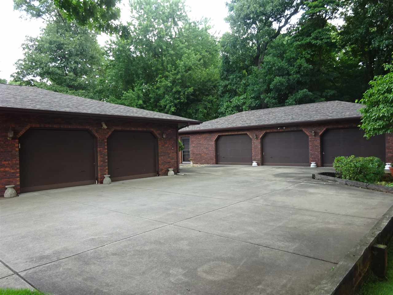 56200 Riviera Street South Bend, IN 46619 - Photo 2 of 36 Gallery Image 2